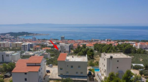 Apartments with a parking space Makarska - 18337